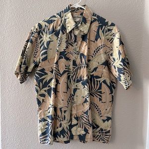 Cooke Street Honolulu. Mens Aloha Shirt. Size M.